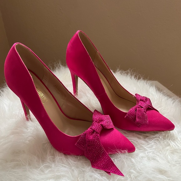 Cape Robbins (Remember your comfort) hot pink high heels with sparkly bow - Picture 4 of 4